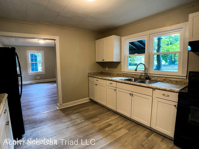 Foto del edificio - 2 br, 1 bath House - 505 Henry Pl
