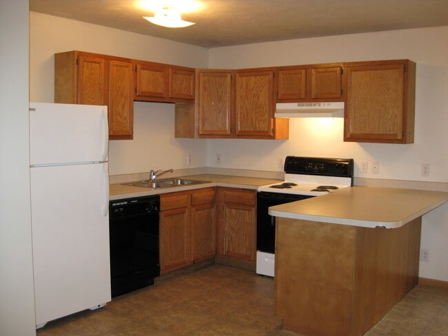 Building Photo - 556-558 Lamont