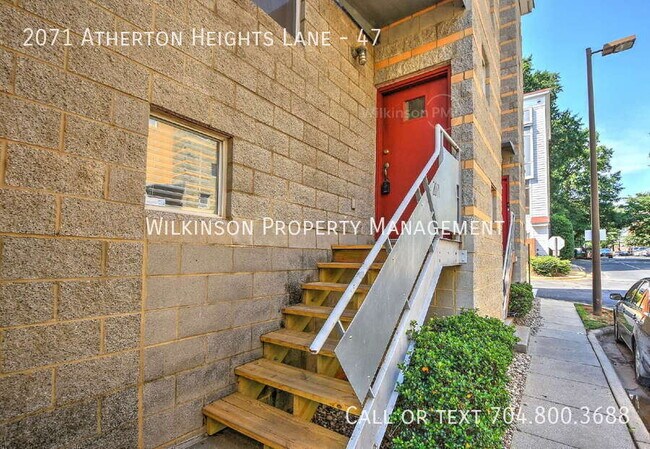 Foto del edificio - 2071 Atherton Heights Ln