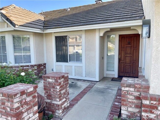 Building Photo - 28937 Biarritz Ct