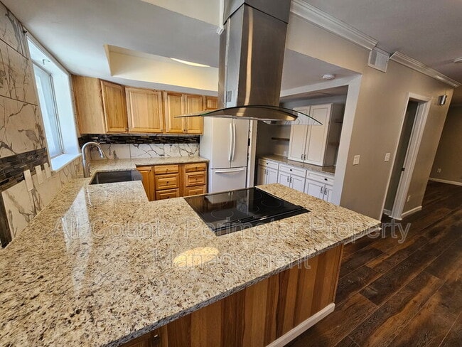 Building Photo - 7309 Cardigan Cir NE
