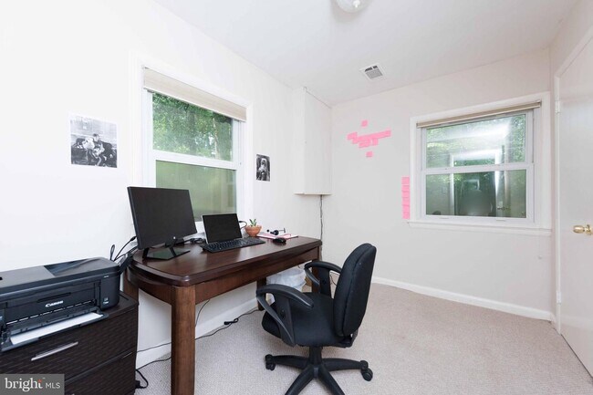 Building Photo - 3411 Stoneybrae Dr