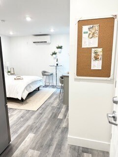 Foto del edificio - 585 Essex St