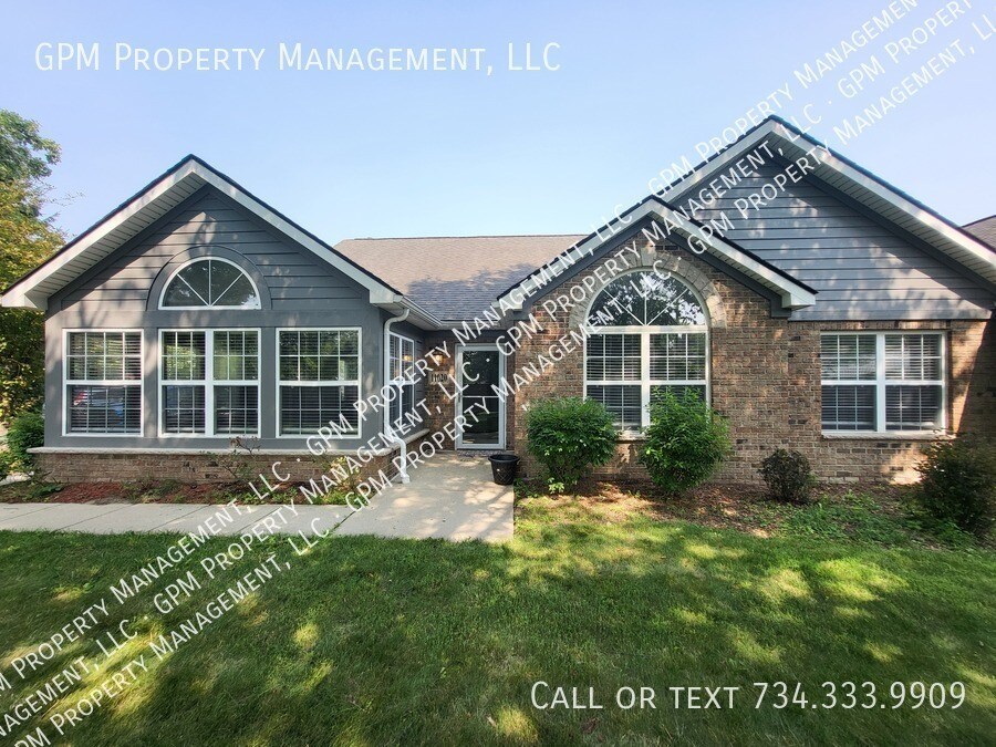 Foto principal - 11020 Brookwood-