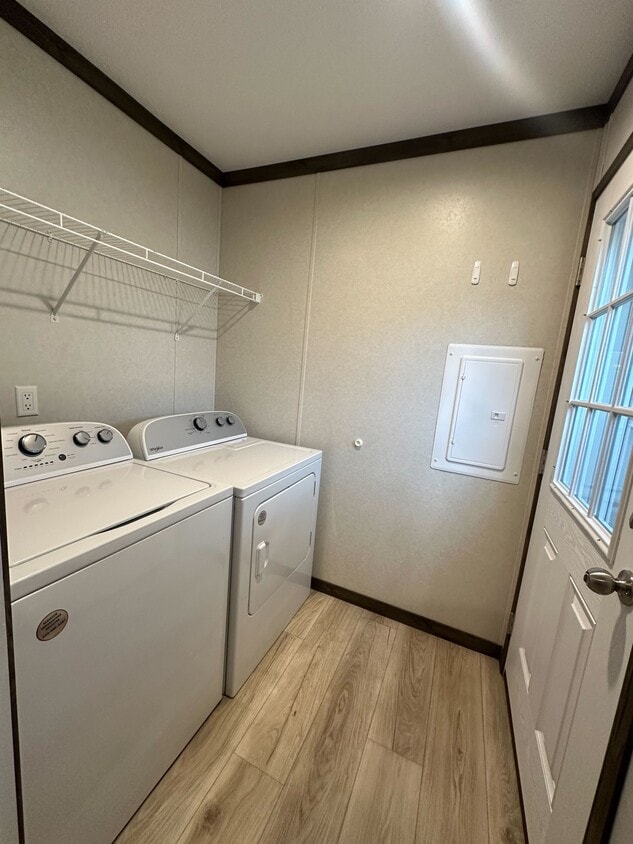 Primary Photo - 76 E U.S. Hwy 6