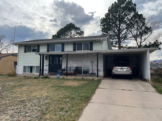 Photo - 3226 Gladiola Dr House