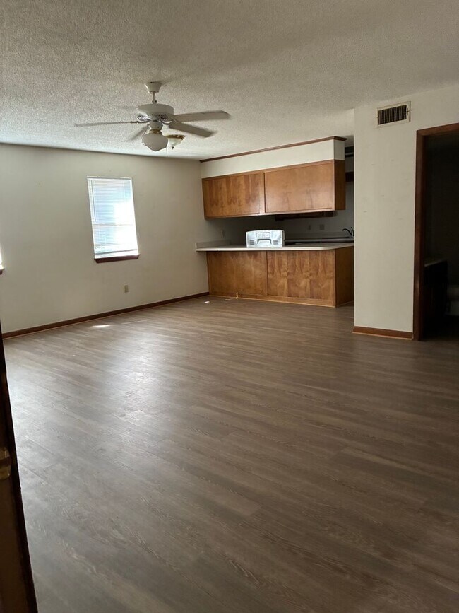 Foto del edificio - 507 N Spring St