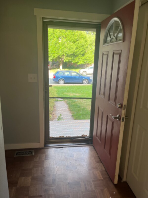 Foto del edificio - 3443 Riva Ridge Dr