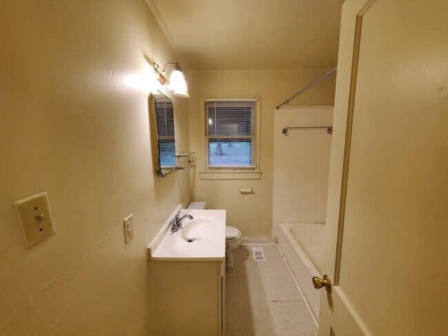 Foto del edificio - 2 Bedroom House