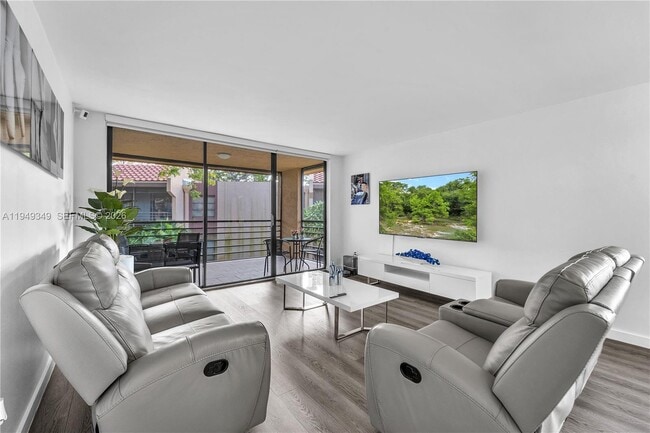 Foto del edificio - 20841 San Simeon Way