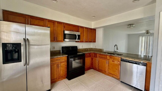 Foto del edificio - 13312 Fairway Glen Dr