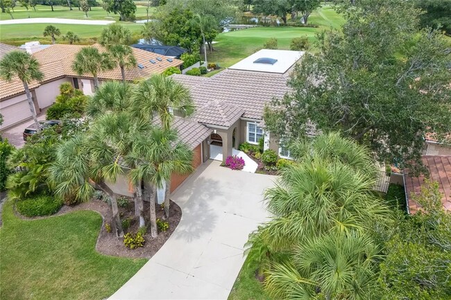 Foto del edificio - Turnkey furnished 4 bedroom, 3 bath pool home on the golf course in Boca Royale, with a full golf...