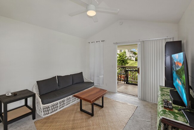 Building Photo - Fully Furnished 2-Bed/2-Bath Condo in Alii...