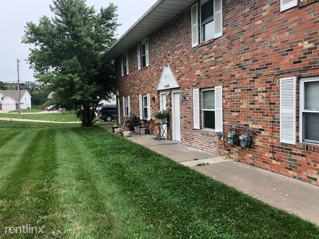 Primary Photo - 1610 W Amos Dr