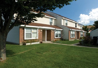 Foto principal - Trident Park Townhomes