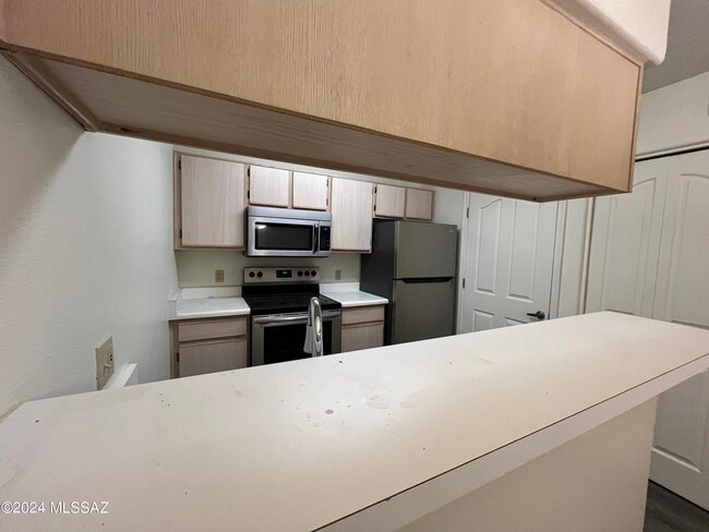 Foto del edificio - 5751 N Kolb Rd