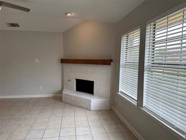 Foto del edificio - 9691 Windy Ridge Rd
