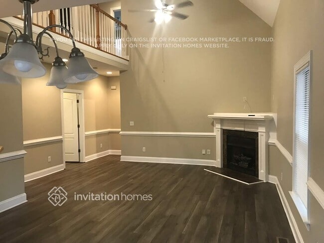 Foto del edificio - 68 Crabapple Ln