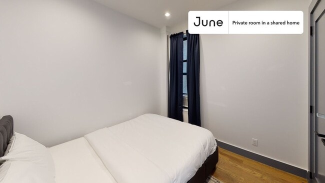 Building Photo - Room in Shared 4 bed/2 bath home