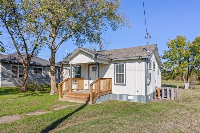 Foto del edificio - 603 E 3rd St