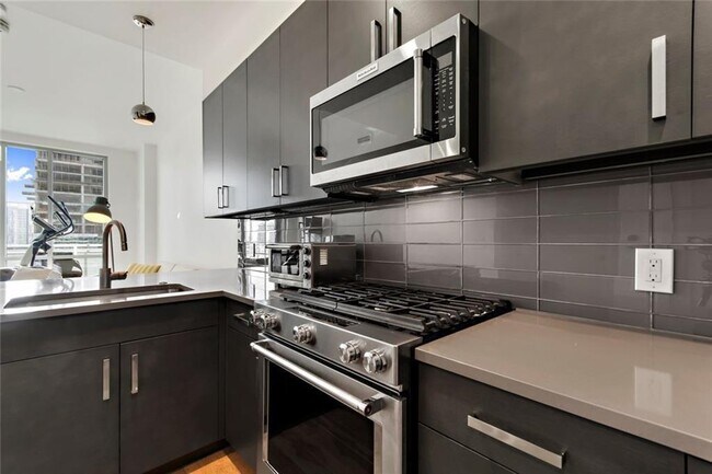 Foto del edificio - 222 West Ave