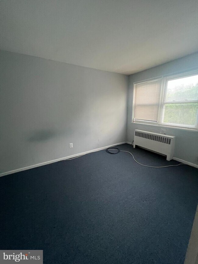 Building Photo - 4206 Doris Ave