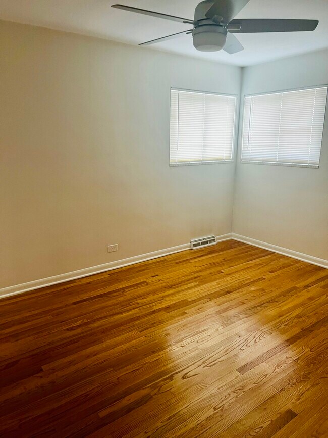 Foto del edificio - 517 Prairie Ave