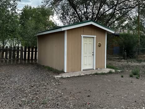 Foto del edificio - 111 E 7th St