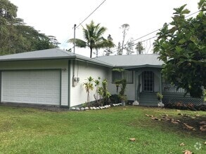 Building Photo - 15-1725-1725 28th Ave