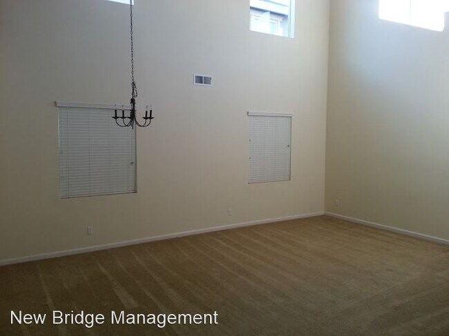 Building Photo - 5 br, 3.5 bath House - 348 Anemone Court