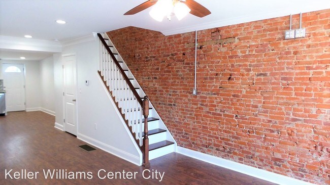 Building Photo - 2 br, 1.5 bath House - 2152 S Philip St