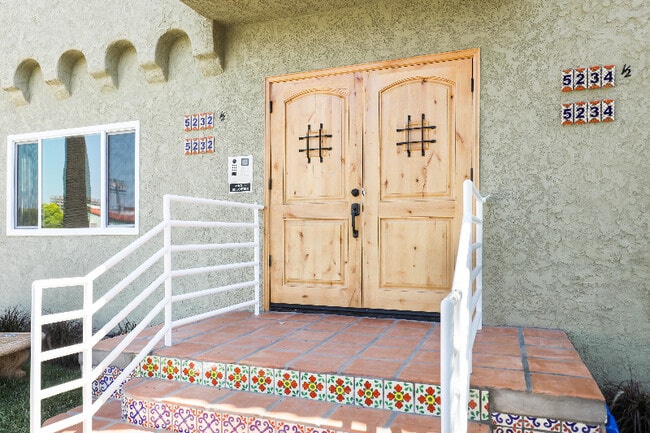 Building Photo - 5234 W 20th St