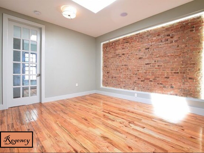 Living Room - 39 Granite St