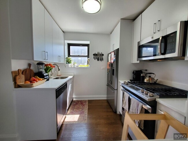 Foto del edificio - 145 E 16th St