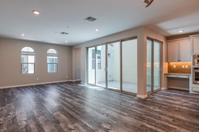 Building Photo - 3855 S McQueen Rd #104, Chandler, AZ 85286