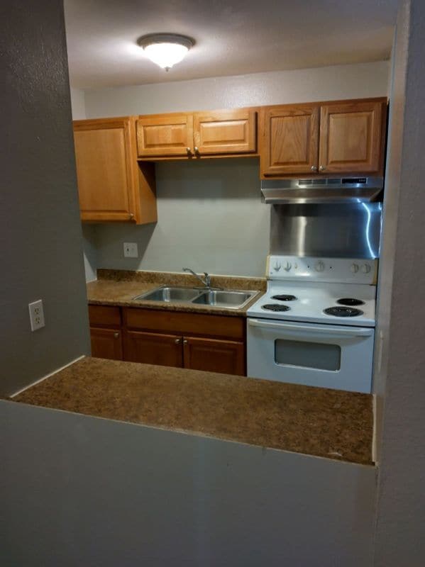 Foto del edificio - 1425 Yosemite St