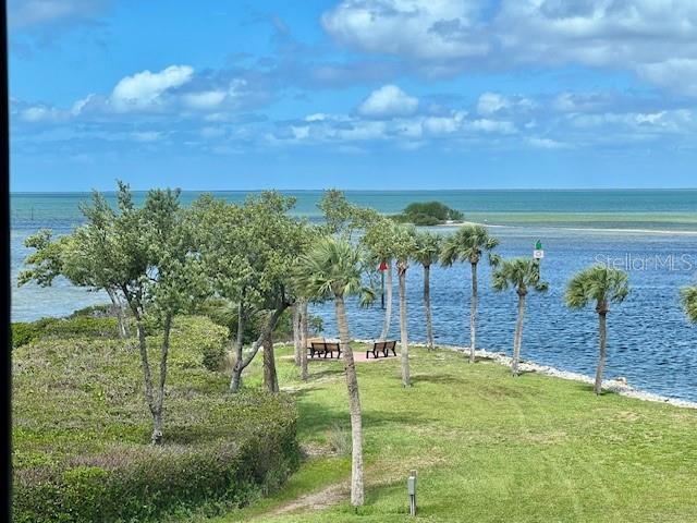 Foto del edificio - 3280 S Shore Dr