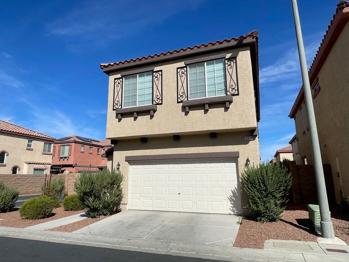 Foto principal - 10618 Allegrini Dr