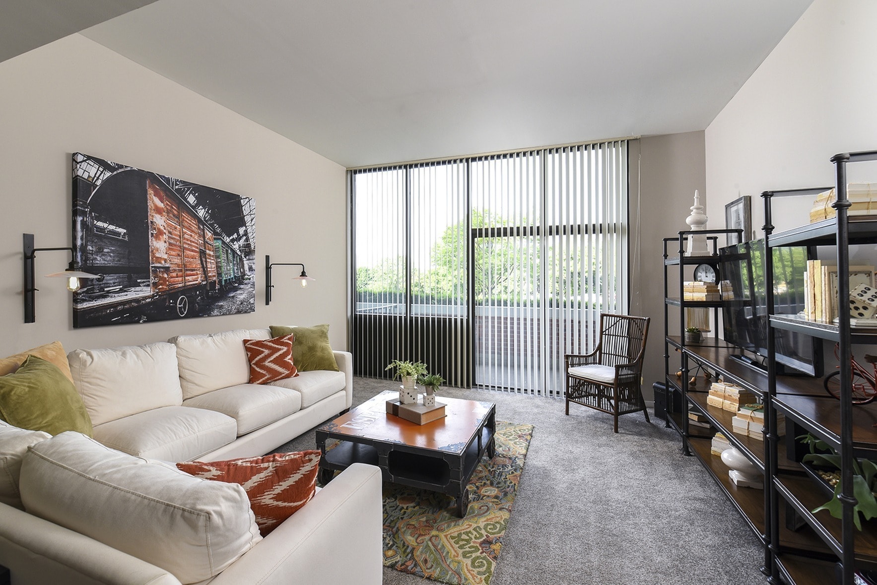 Bridgeview Apartments photo 3