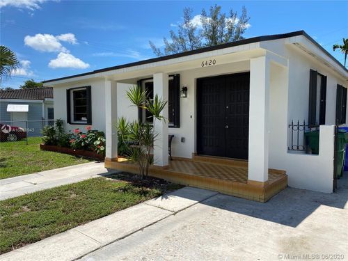 Building Photo - 6420 Tamiami Canal Rd