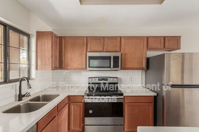 Foto del edificio - 455 S Mesa Dr