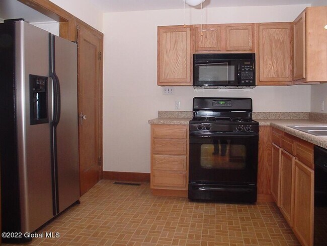 Foto del edificio - 3131 E Old State Rd