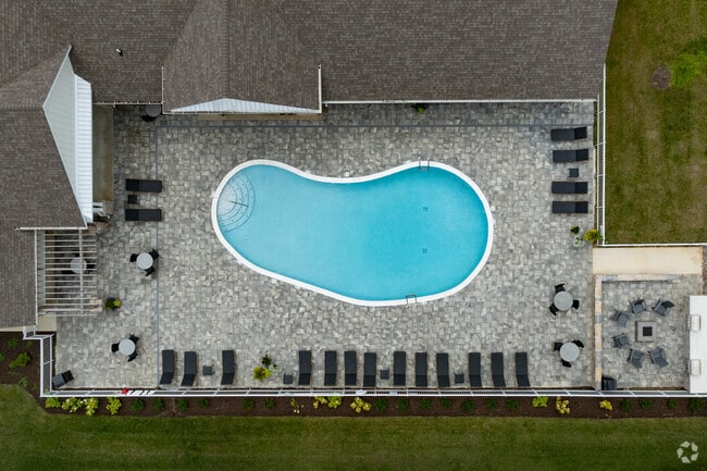 Pool - The Reserve at Cool Springs
