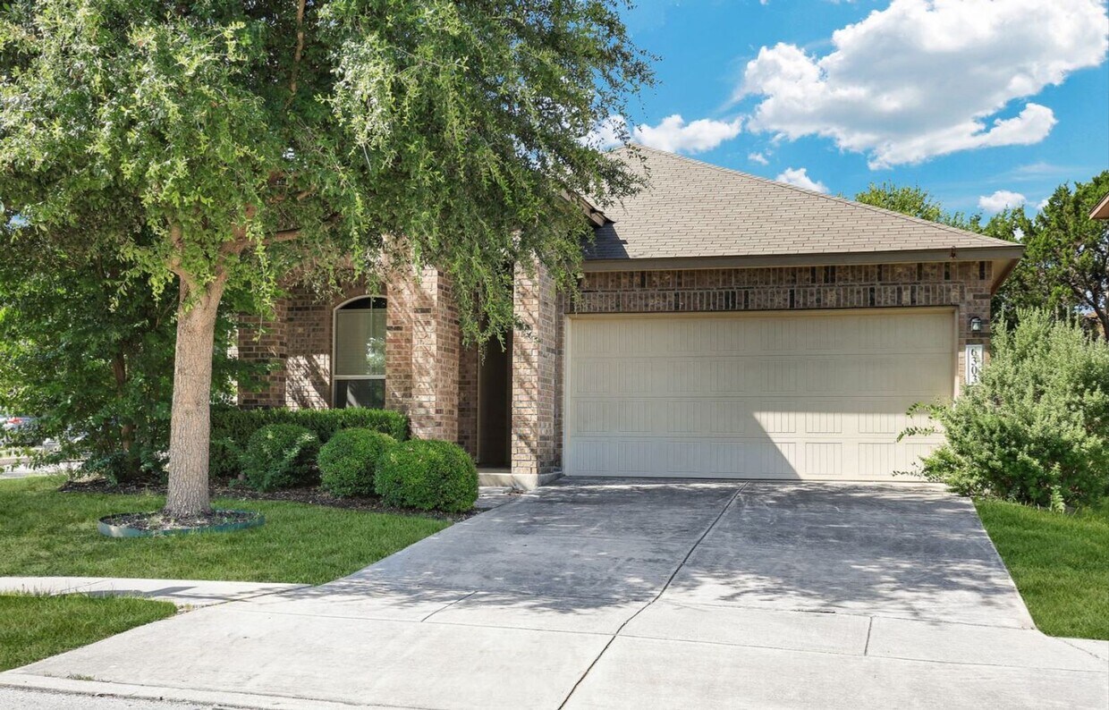 Foto principal - IMMACULATE Well-Maintained 3bd/2ba/2gar In...