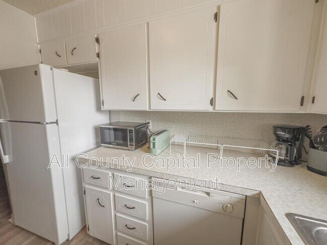 Building Photo - 1408 Hammond Dr