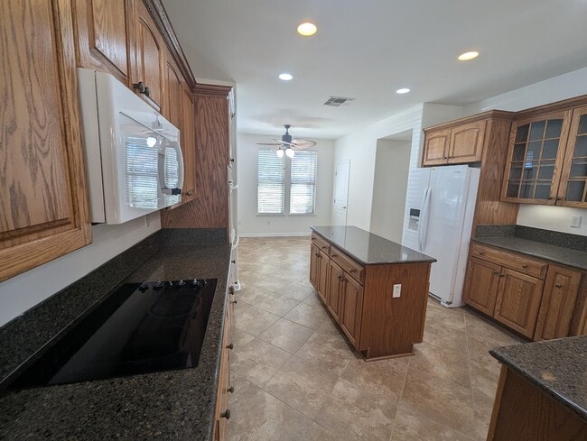 Foto del edificio - 884 Wagon Wheel Ln