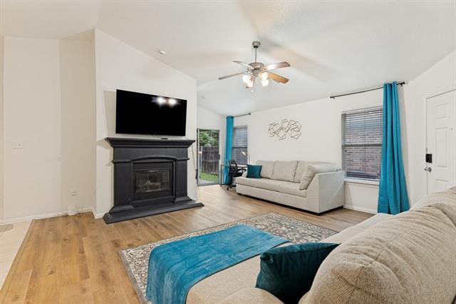 Foto del edificio - 3172 Hollow Valley Dr