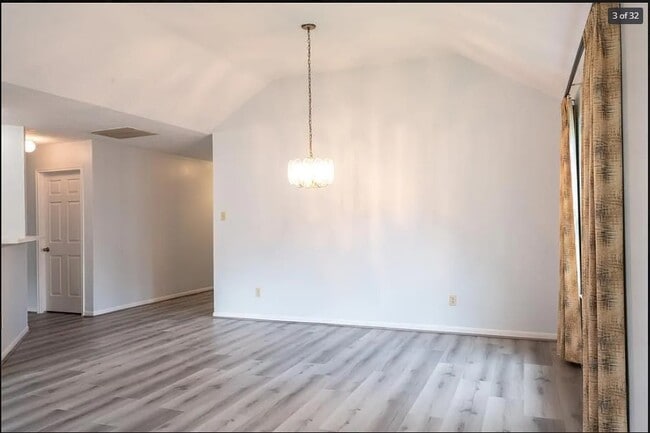 Foto del edificio - 4317 Plover Dr