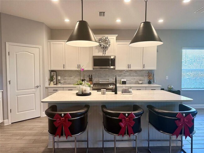 Foto del edificio - 2716 Butterfly Jasmine Trail