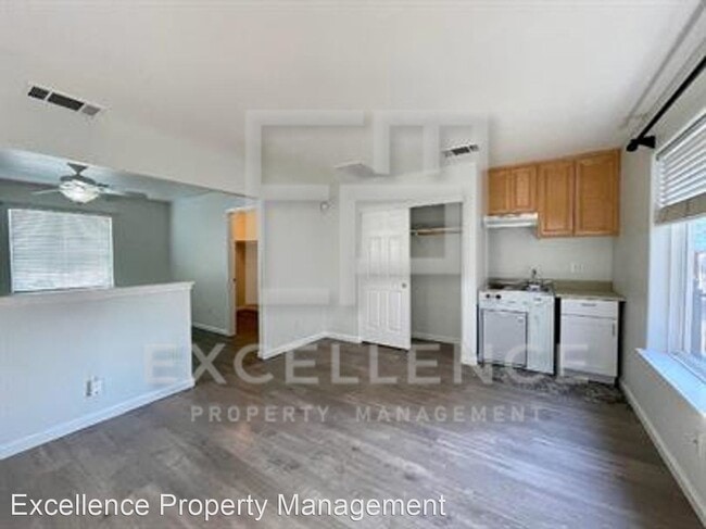 Building Photo - Studio, 1 bath House - 398 Waterton Court